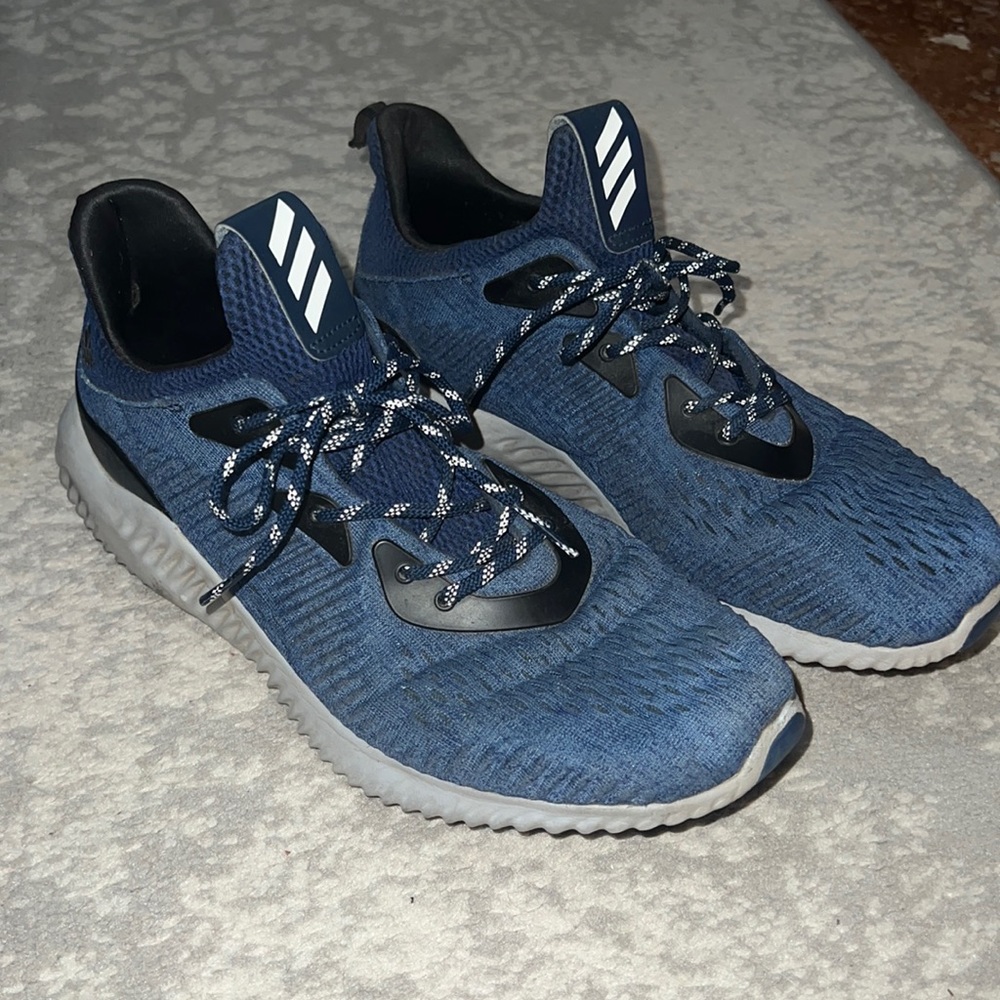Adidas Alphabounce sneakers